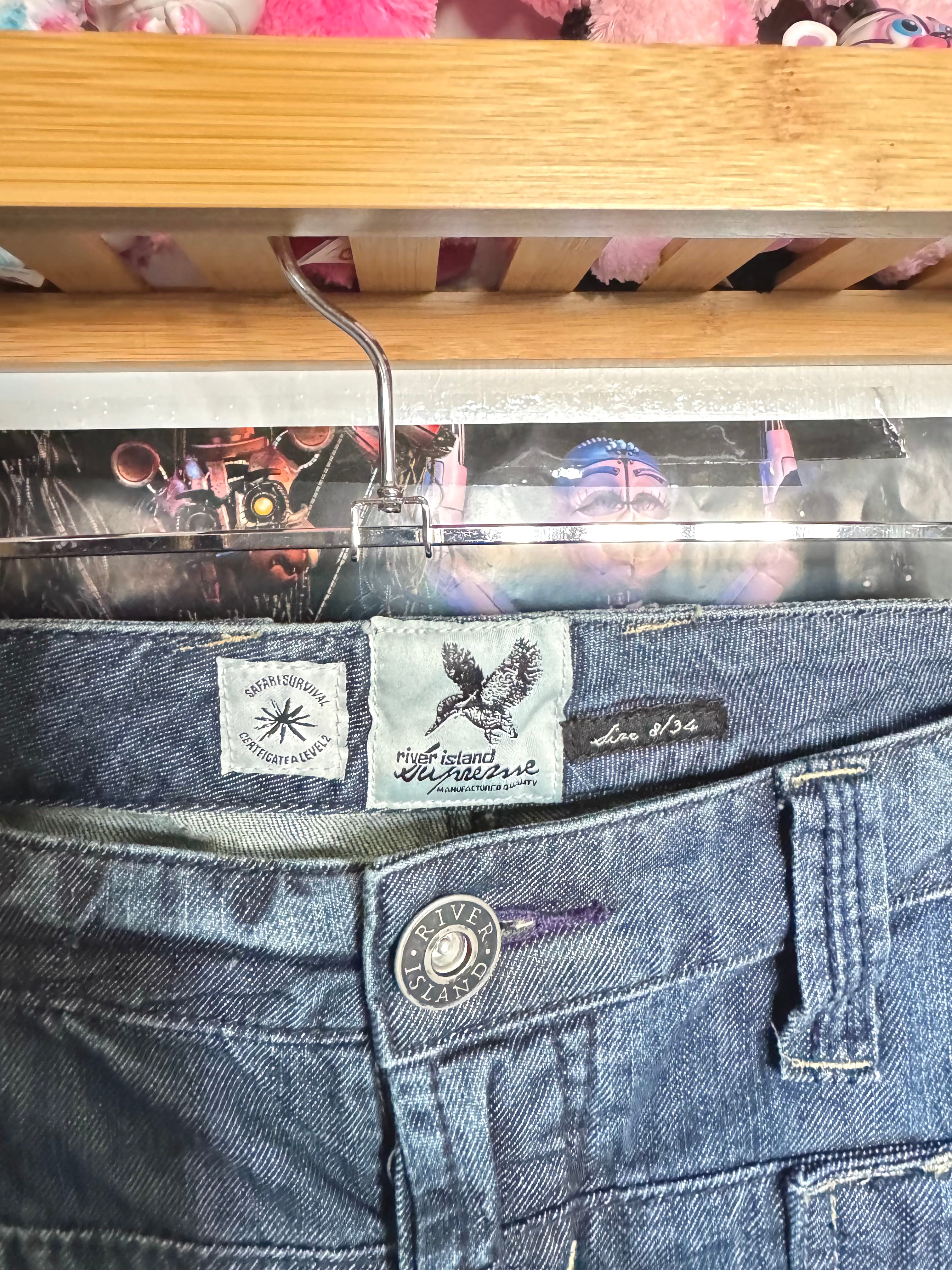 y2k vintage low waisted dark wash denim slouchy boyfriend jeans