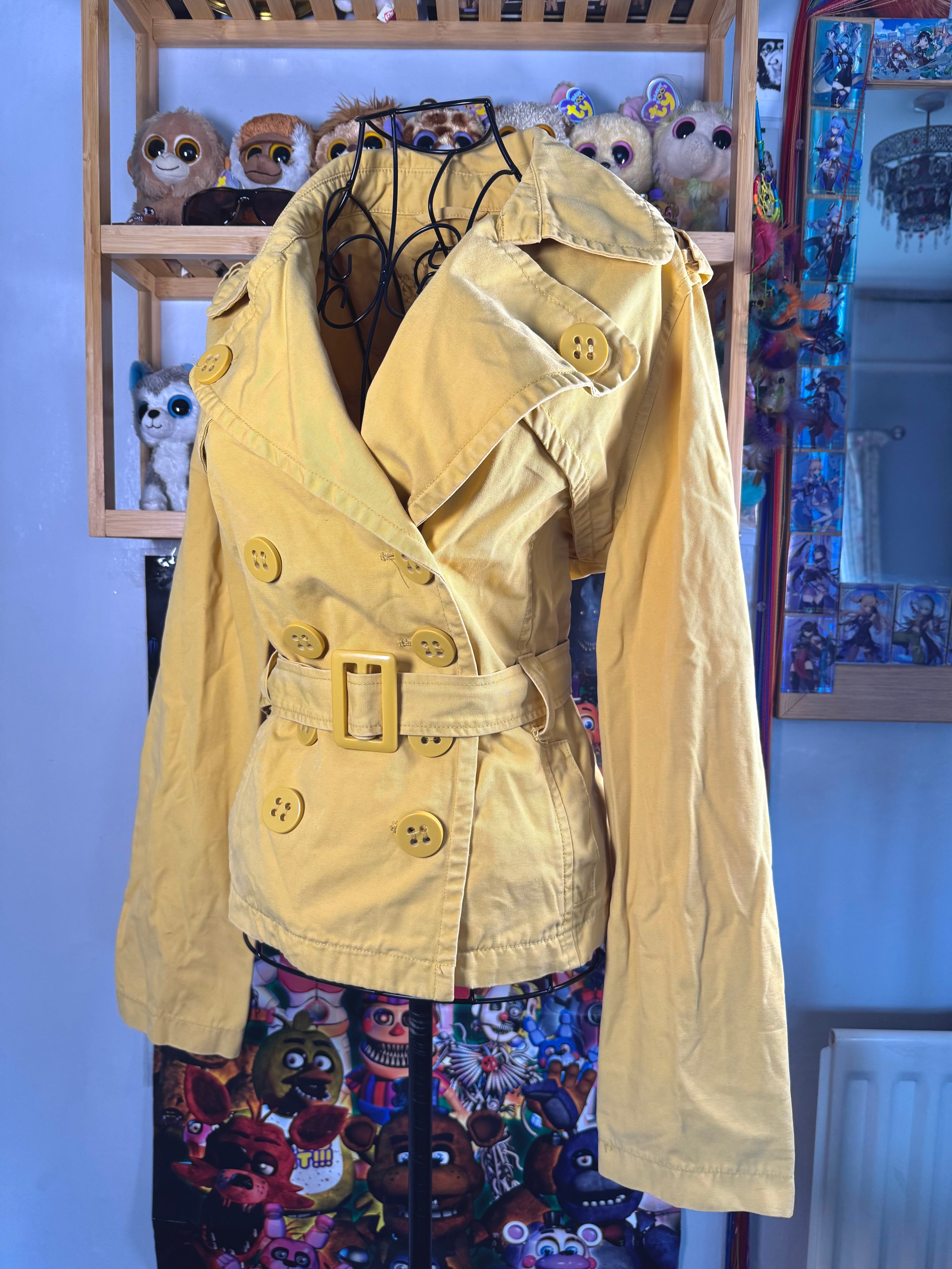 y2k vintage mustard yellow fitted button up peacoat with adjustable belt