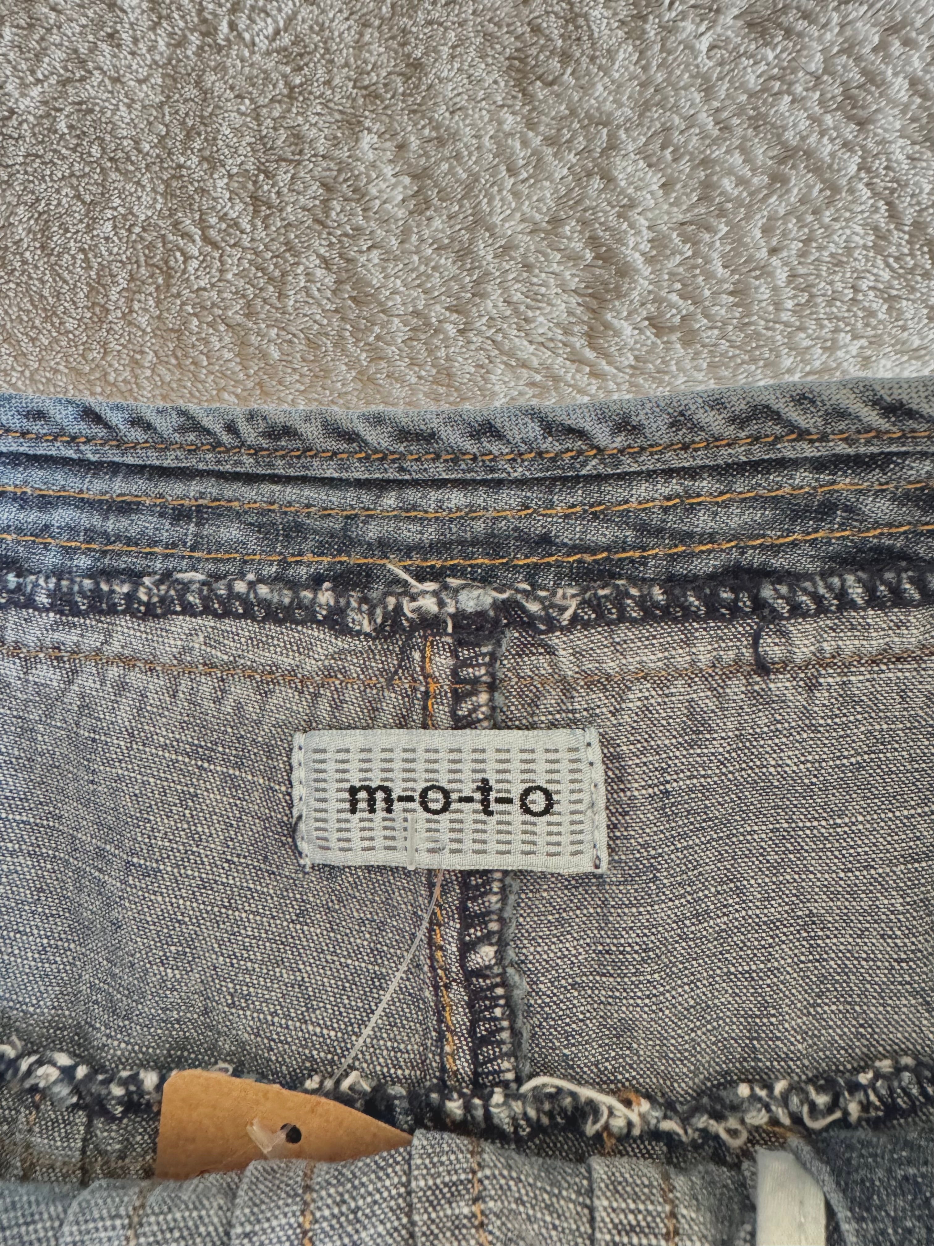 y2k vintage low waisted tightly pleated medium wash denim mini skirt